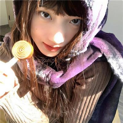 秋霞